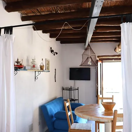 Il Balcone Sul Porto Di Apartment *
